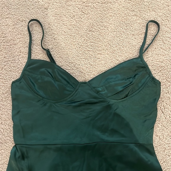 New kelly green motel rocks dress - Picture 2 of 5